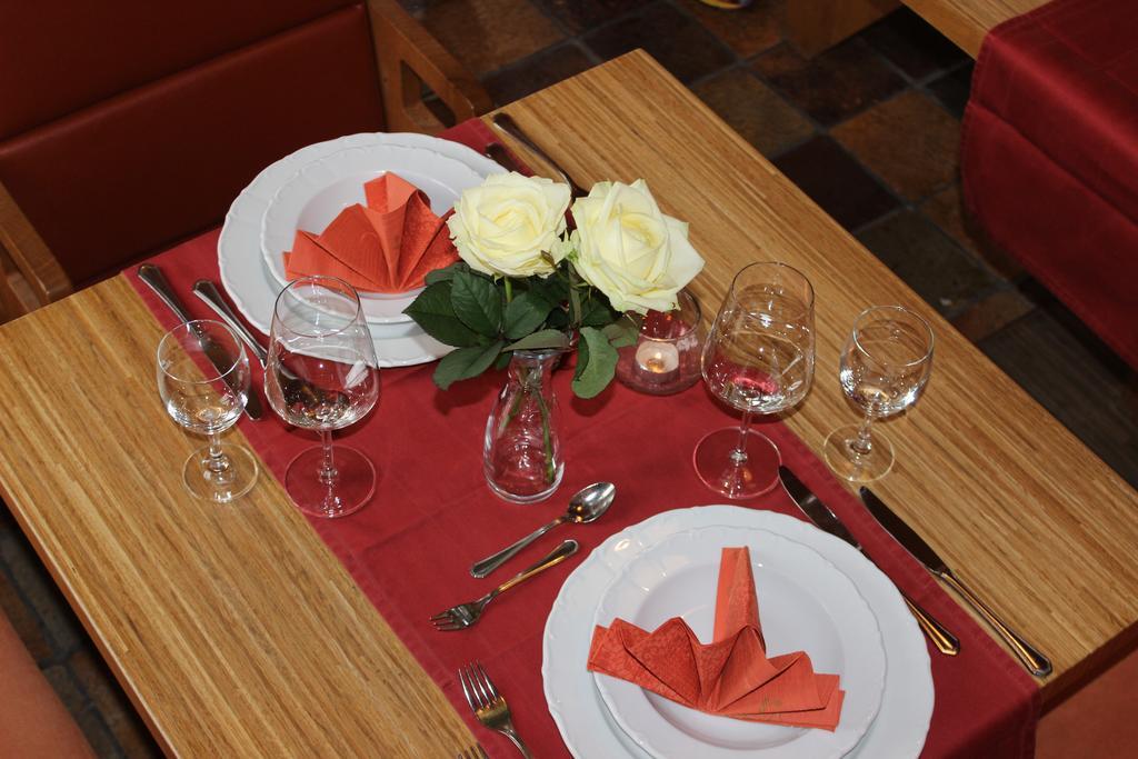 Ristorante Pizzeria Pension Taormina Roßhaupten Εξωτερικό φωτογραφία